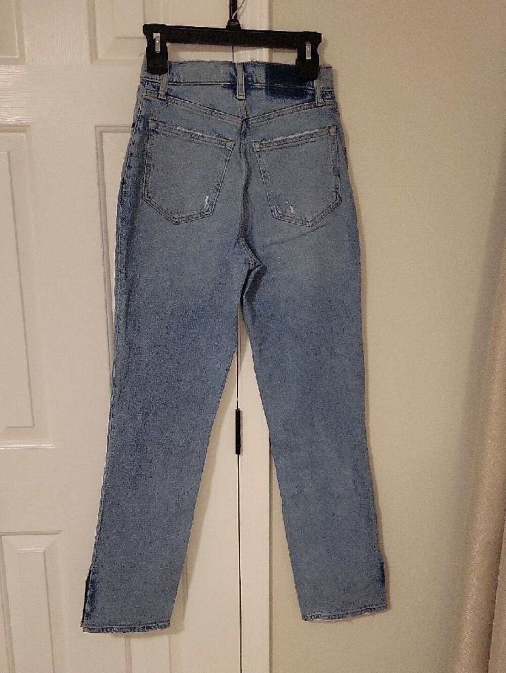 Abercrombie & Fitch Light Wash High-Rise Straight Jeans - Picture 5 of 7